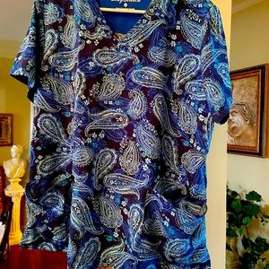 Easy stretch buttersoft  women scrubs top  XL